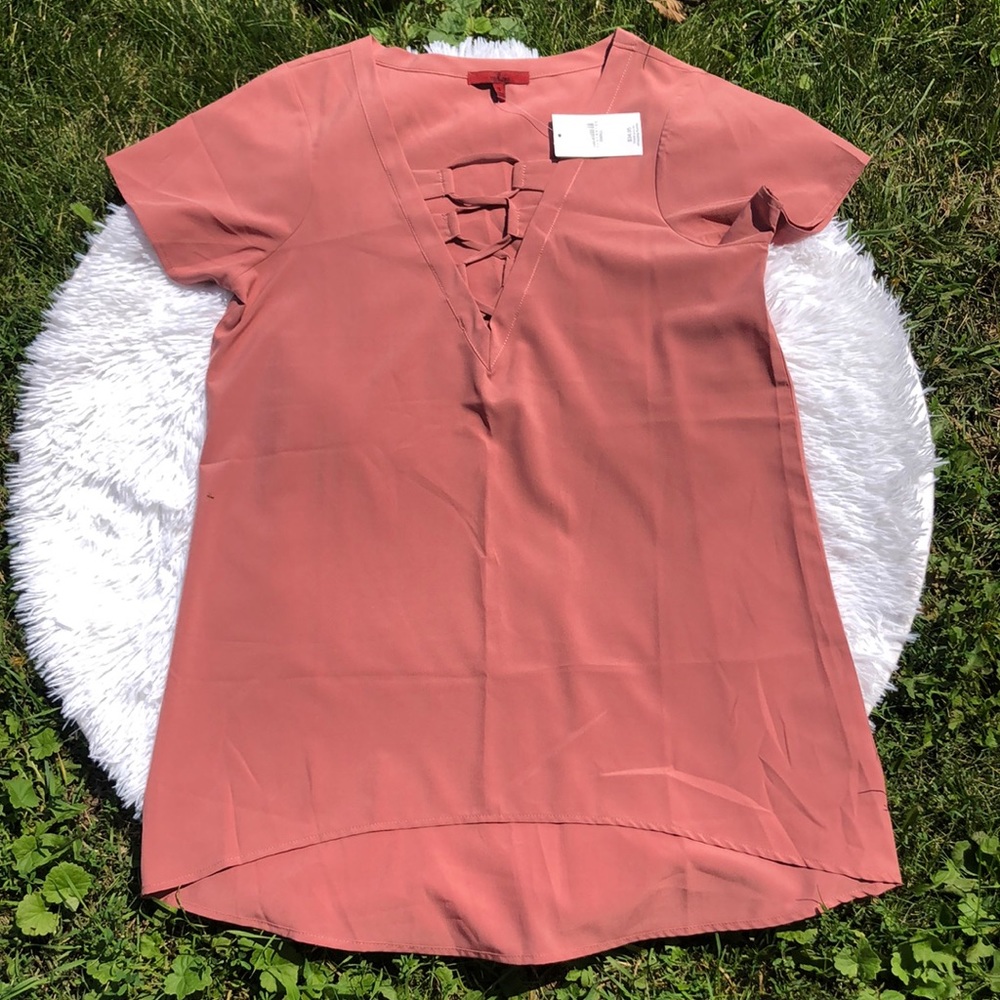 🩶5/$30 BKE Red Brand Dusty Rose Pink Criss Cross Short Sleeve Top Size Small NEW